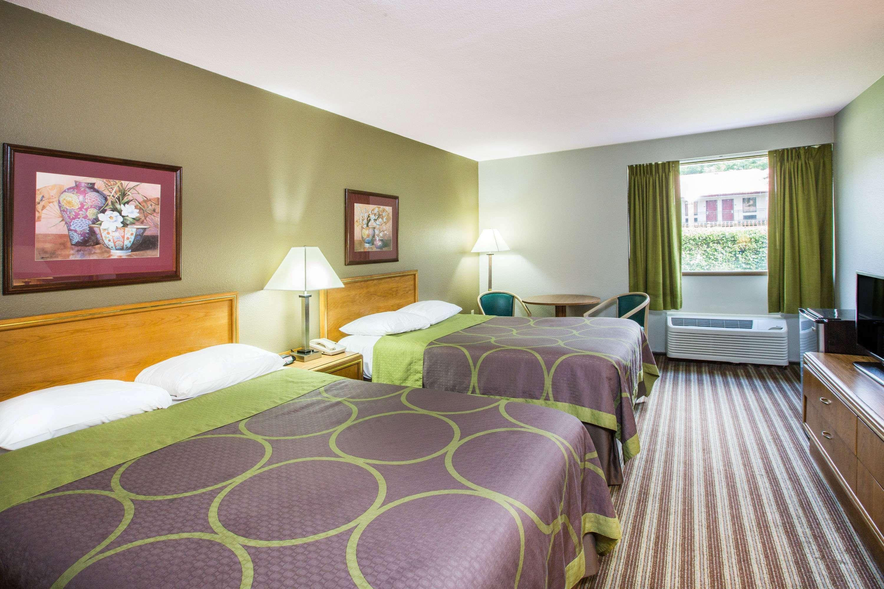 Super 8 By Wyndham Oxford Hotel Exterior foto